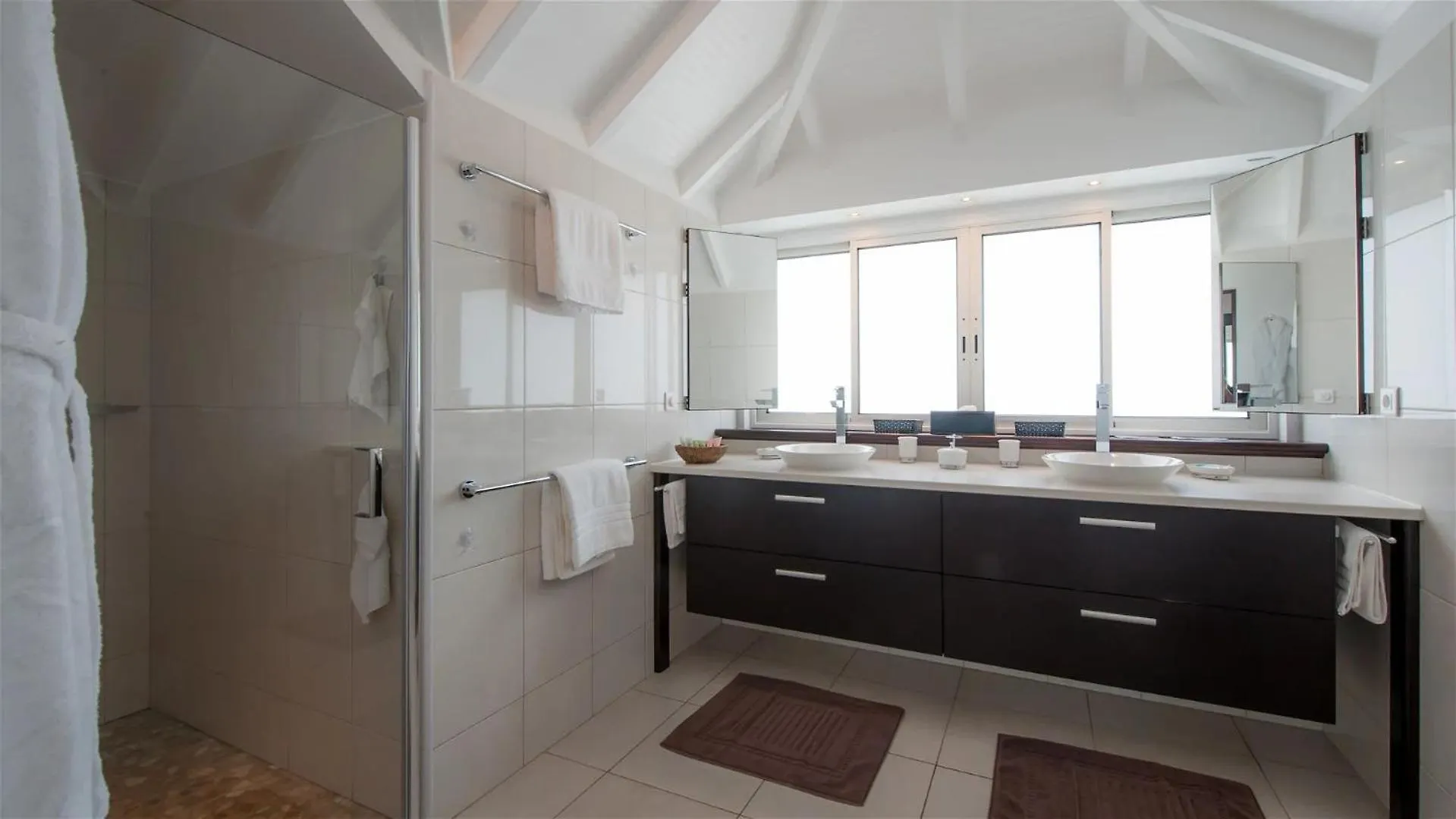 Luxurious Beachfront Villa With Pool in St Barths Flamands Saint Barthelemy