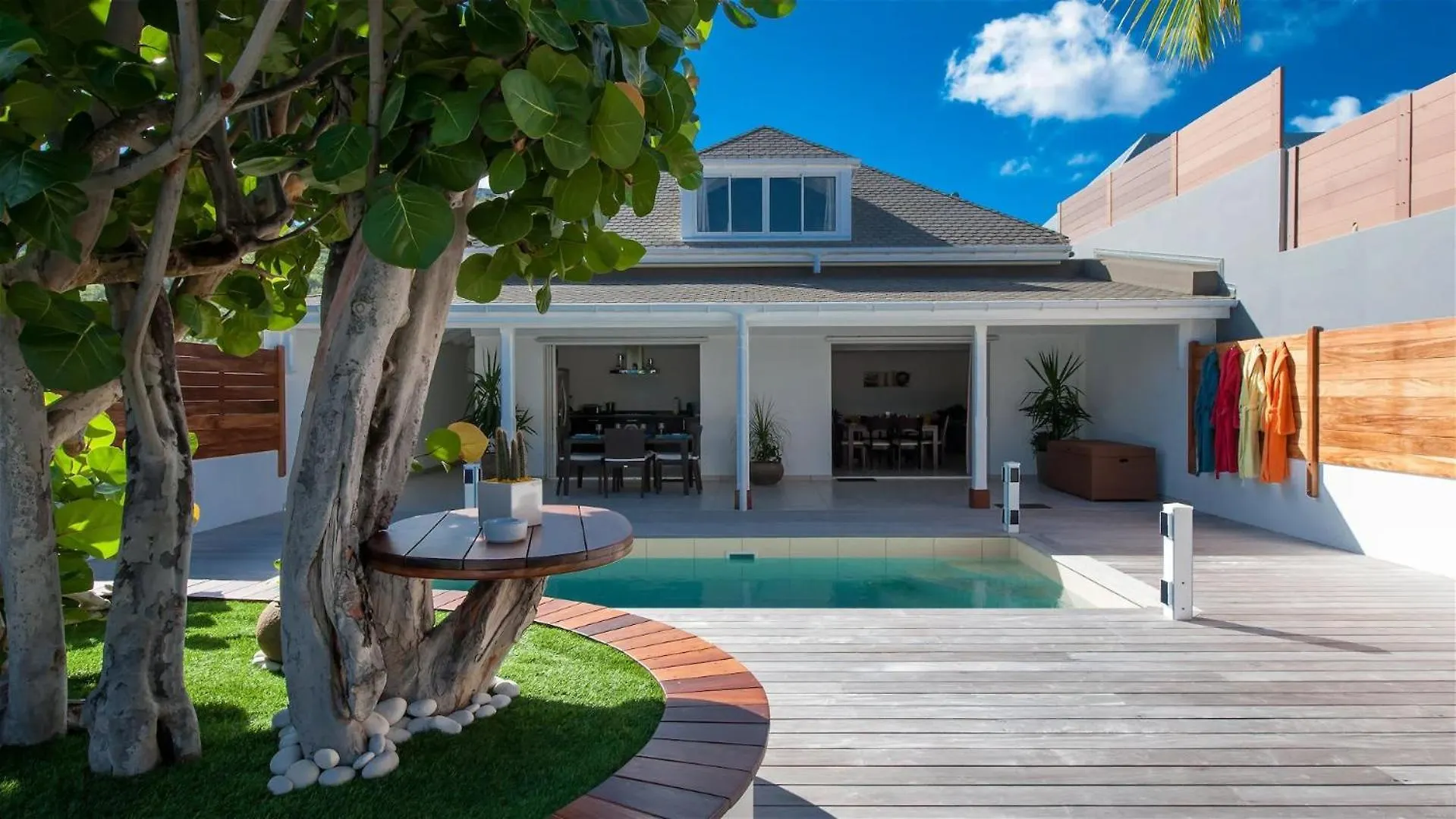 Luxurious Beachfront Villa With Pool in St Barths Flamands